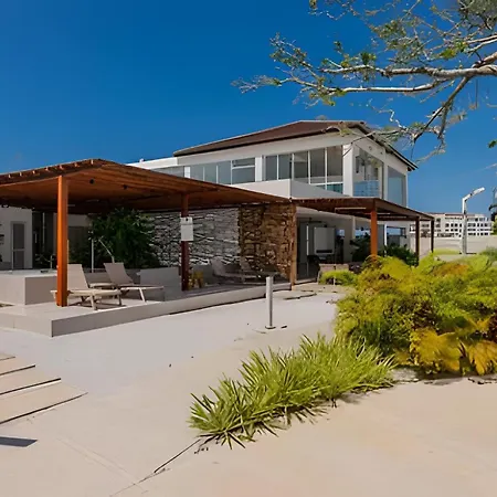 Nuevo, Lujoso Y Exclusivo Vista A La Laguna 3br