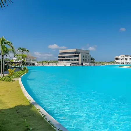 Nuevo, Lujoso Y Exclusivo Vista A La Laguna 3br